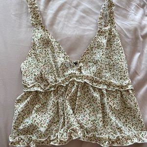 Cropped flowy tank top